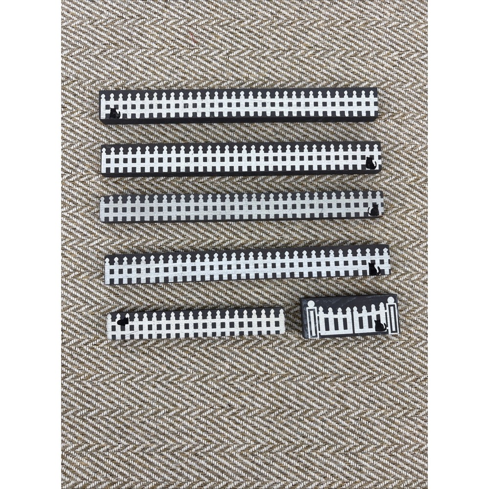 Cat's Meow Village 8" White Picket Fence  And Gate Single Sided Set of 6